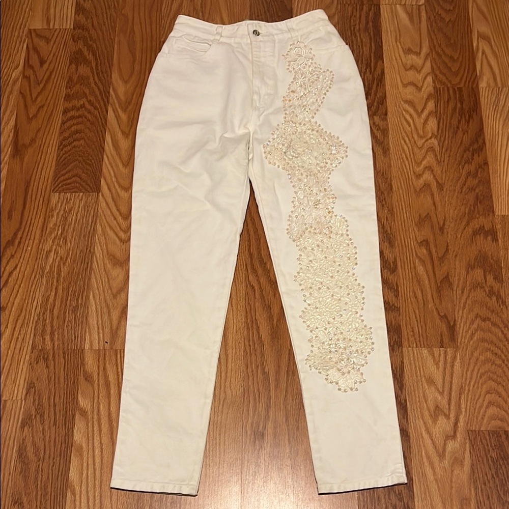 Vintage Cache Embroidered white Jeans Size 12